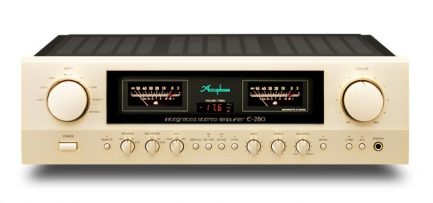 Accuphase C-3900