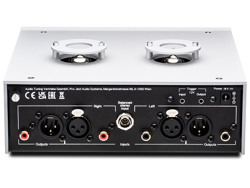 Pro-Ject-Tube-Box-DS3-B_back