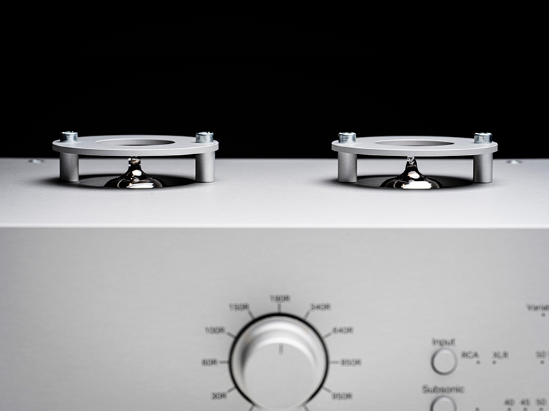 Pro-Ject-Tube-Box-DS3-B_silver_11