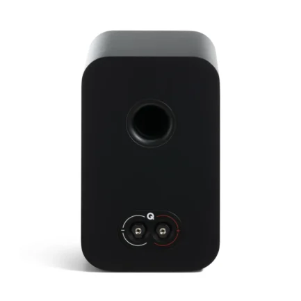 q-acoustics 3030c nero vista posteriore