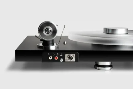 pro-ject debut reference 10 vista posteriore