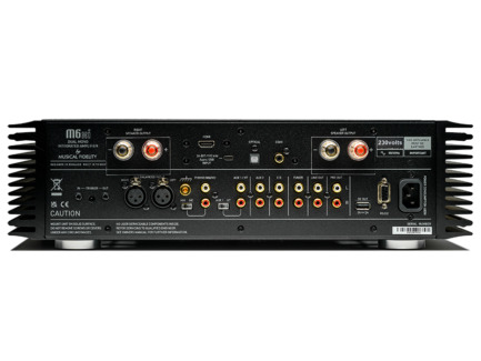 musical fidelity m6xi vista posteriore