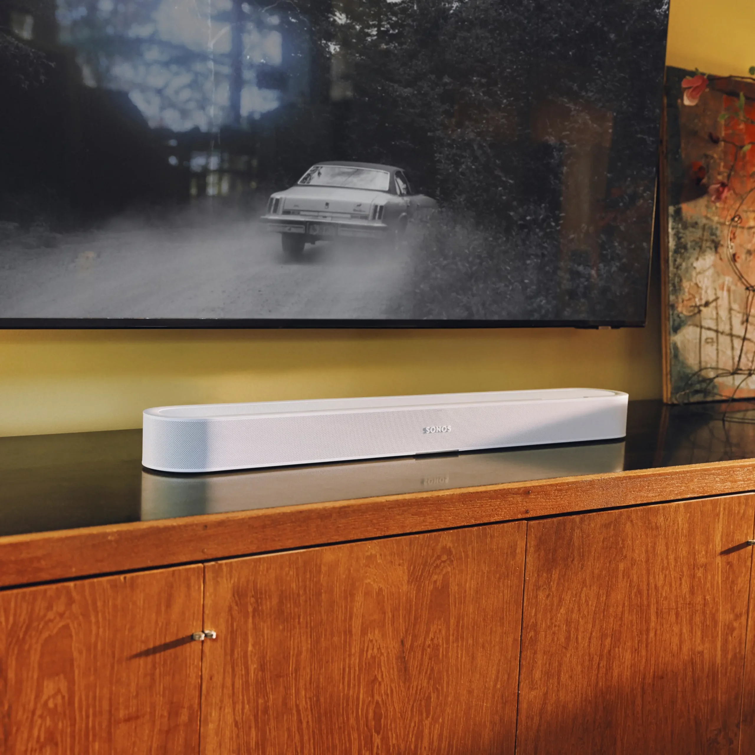 sonos-beam_ultra-white-living-2 sonos beam ultra white living